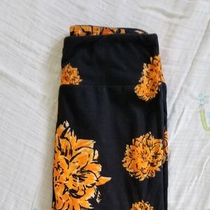 LuLaRoe Flower leggings